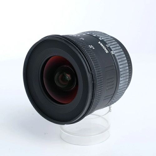 Sigma 20mm 6 - f4-5.6, dc